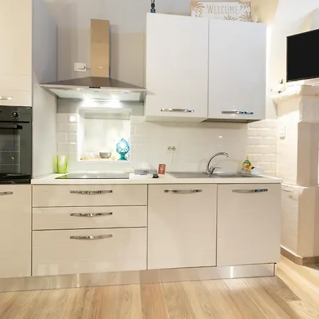 Dimora Cairoli - Elegant Loft Apartment *