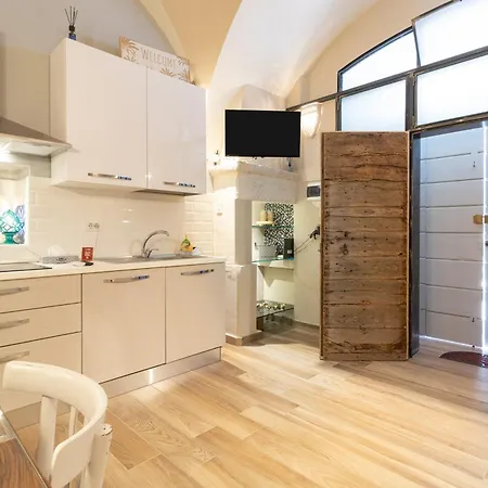 Dimora Cairoli - Elegant Loft Apartment *
